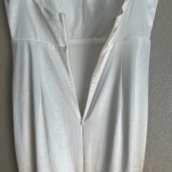 Sensational Promise White Satin Square Neck Mermaid Maxi - Picture 12 of 12